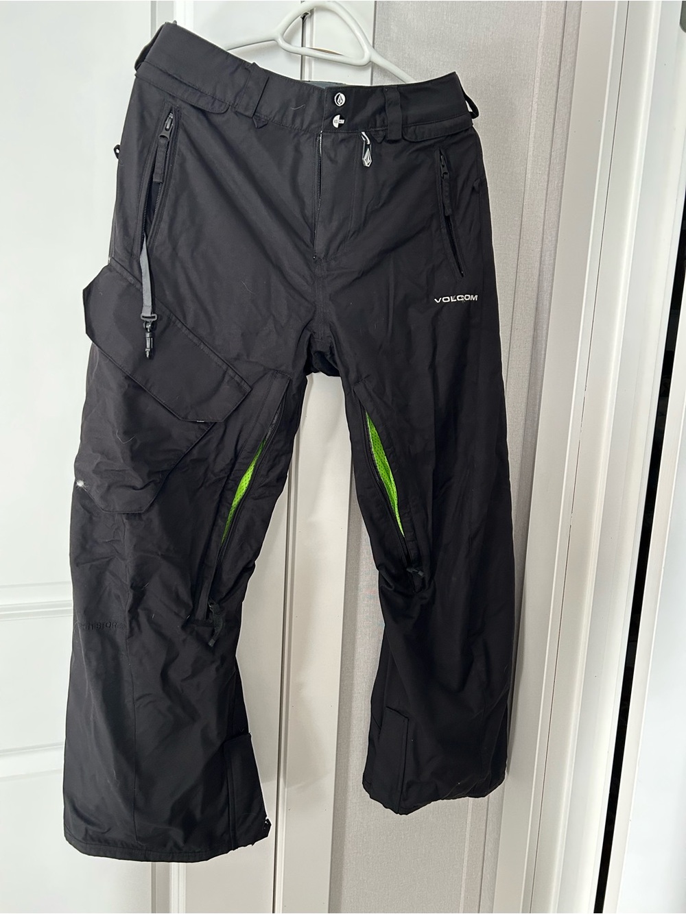 Volcom women’s  Black Snow Pants with Green Vent Accents